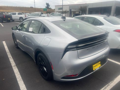 New 2026 Toyota Prius Plug-In Hybrid image 6