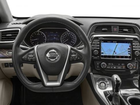 Used 2017 Nissan Maxima 3.5 SL image 10