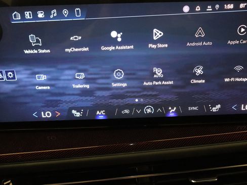 New 2026 Chevrolet Traverse Z71 w/ Enhanced Driving Package AWD/4WD image 26