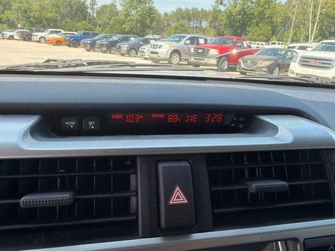 Used 2011 Toyota 4Runner Limited AWD/4WD image 58