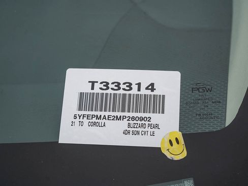 Certified 2021 Toyota Corolla LE image 30