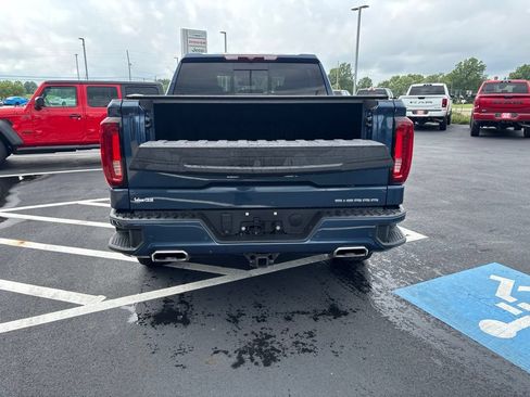 Used 2022 GMC Sierra 1500 Denali AWD/4WD image 9