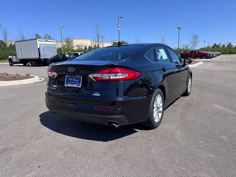 Certified 2020 Ford Fusion SE FWD image 5