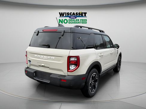 Certified 2025 Ford Bronco Sport Outer Banks w/ Outer Banks Tech Package+ AWD/4WD image 31