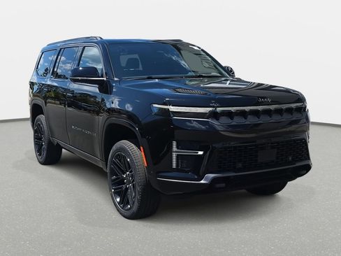 New 2026 Jeep Grand Wagoneer Limited AWD/4WD image 3