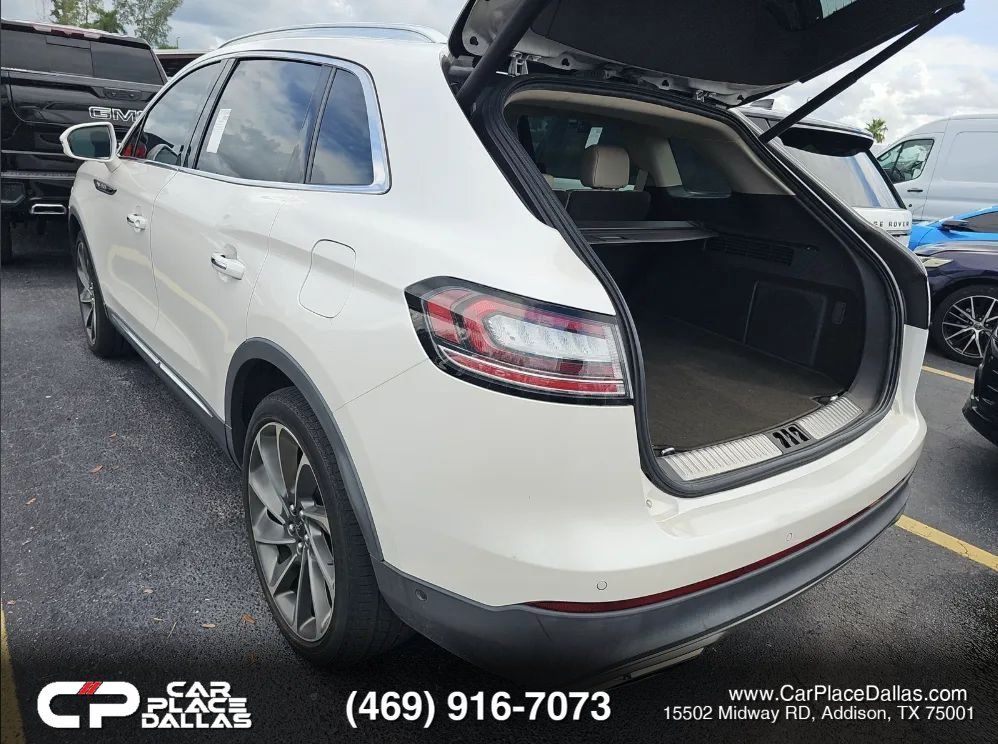 Used 2019 Lincoln Nautilus Reserve FWD image 4