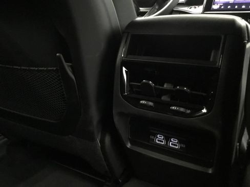 Used 2025 Jeep Grand Cherokee Laredo X AWD/4WD image 21