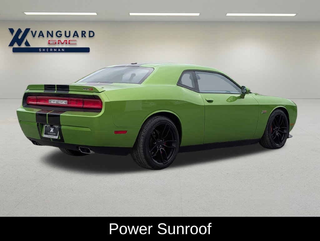 Used 2011 Dodge Challenger SRT8 w/ Green w/Envy Group RWD image 6