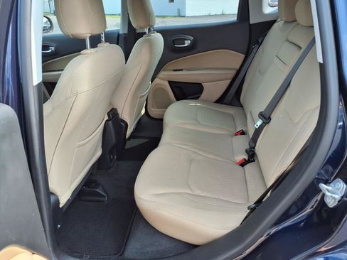 Used 2018 Jeep Compass Sport image 14