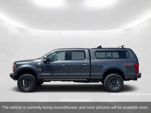Used 2017 Ford F250 Platinum w/ Platinum Ultimate Package AWD/4WD image 9