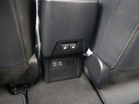 Certified 2024 Toyota Prius Limited image 46