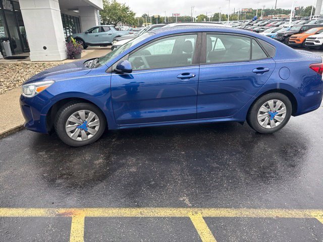 Used 2019 Kia Rio S w/ Technology Package FWD image 3