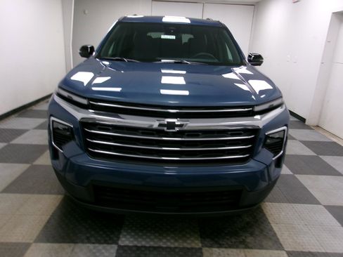 New 2026 Chevrolet Traverse LT w/ Driver Confidence Package FWD image 16