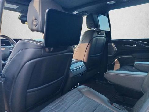 Used 2023 Cadillac Escalade V image 13