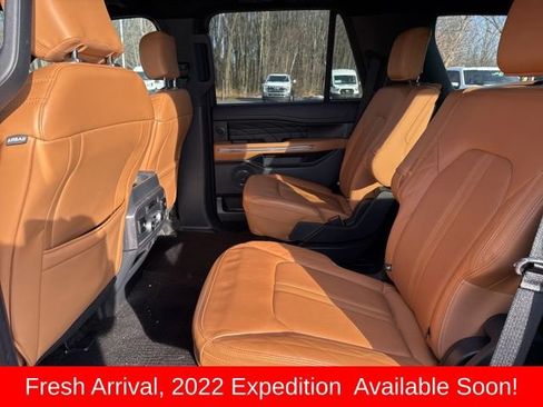 Used 2022 Ford Expedition Platinum image 14