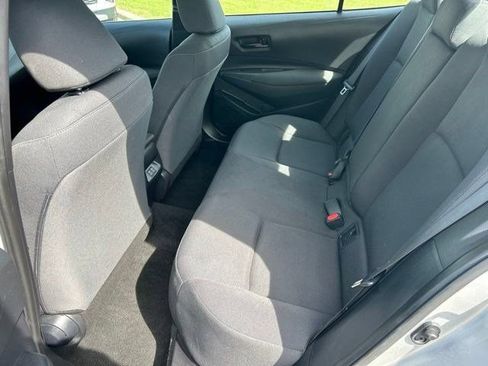 Used 2023 Toyota Corolla LE FWD image 38