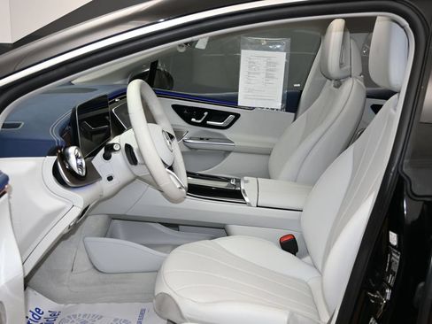 Used 2024 Mercedes-Benz EQE 350+ 4MATIC Sedan image 18