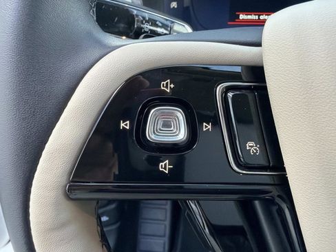 New 2026 Lincoln Corsair Premiere FWD image 27
