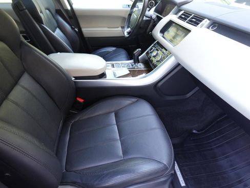 Used 2017 Land Rover Range Rover Sport HSE AWD/4WD image 9