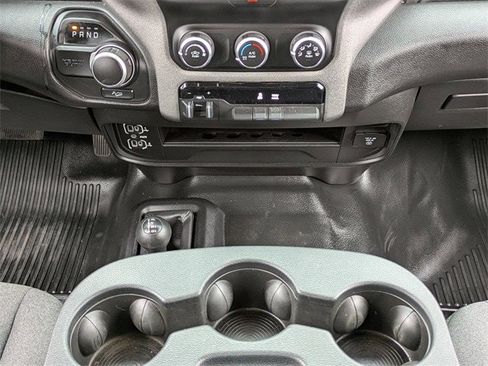 Used 2022 RAM 2500 Tradesman w/ Chrome Appearance Group image 19