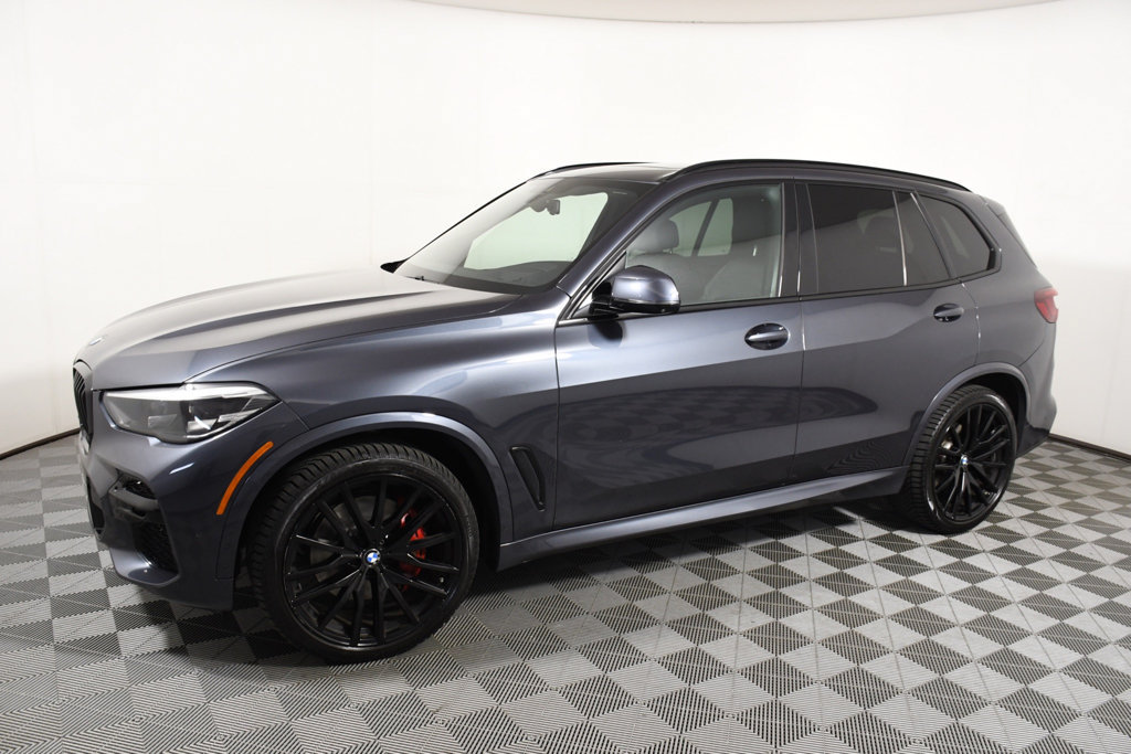 Used 2022 BMW X5 xDrive40i w/ M Sport Package AWD/4WD image 2