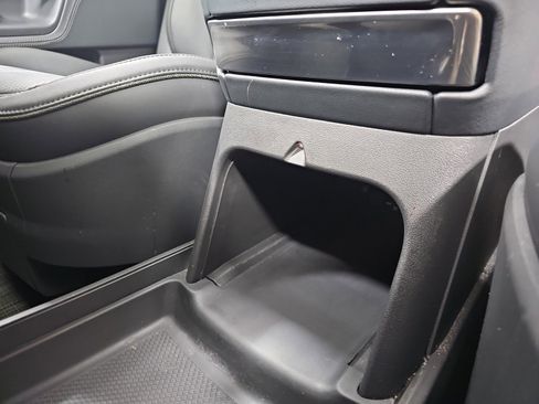 Used 2023 Rivian R1T Adventure image 31