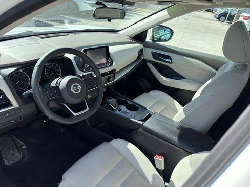 Certified 2021 Nissan Rogue SV w/ Premium Package FWD image 14