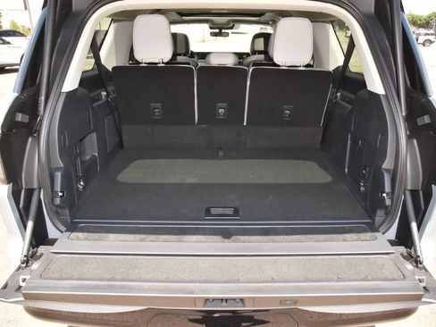 New 2026 Lincoln Navigator L Reserve w/ Jet Appearance Package AWD/4WD image 40