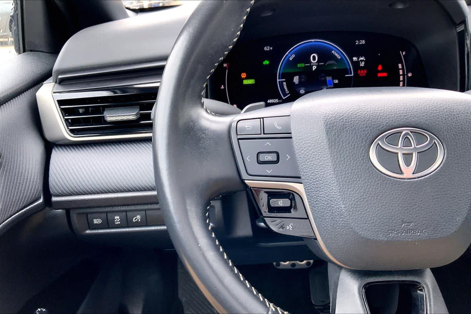Used 2025 Toyota Camry SE FWD image 22