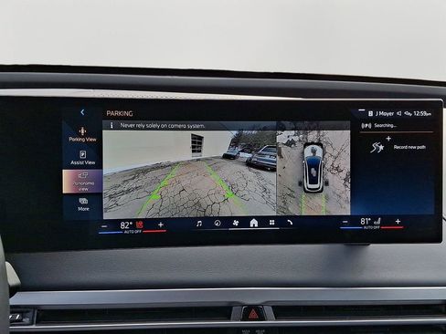 Certified 2026 BMW iX xDrive45 w/ M Sport Package image 18