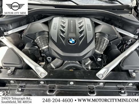 Used 2022 BMW X7 M50i w/ Executive Package AWD/4WD image 14