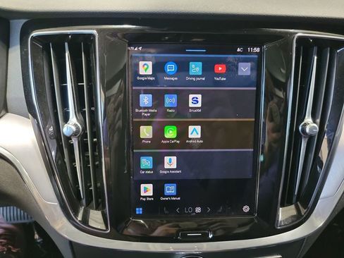 Used 2024 Volvo S60 B5 Core image 56