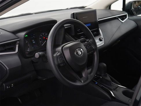 Used 2024 Toyota Corolla LE image 22
