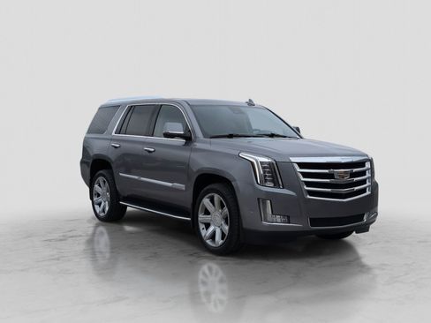 Used 2020 Cadillac Escalade Luxury image 10