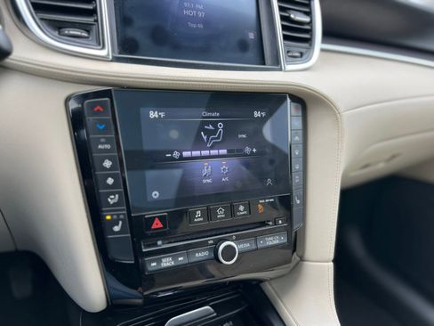 Used 2022 INFINITI QX50 Luxe w/ Cargo Package image 22
