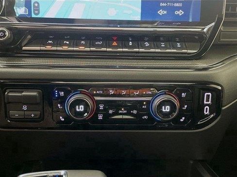 Used 2025 Chevrolet Silverado 1500 ZR2 w/ Technology Package AWD/4WD image 20