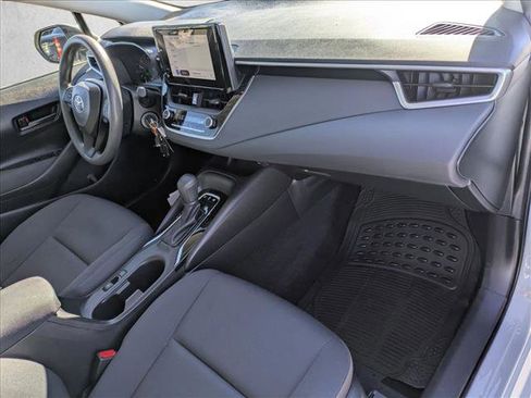 Used 2024 Toyota Corolla LE image 20