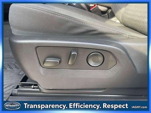 Used 2023 Chevrolet Silverado 1500 LT Trail Boss image 20