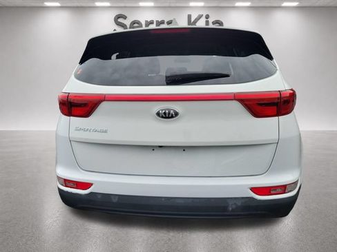 Used 2018 Kia Sportage LX AWD/4WD image 4