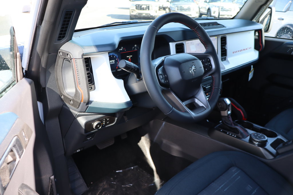 New 2026 Ford Bronco Heritage Edition AWD/4WD image 4