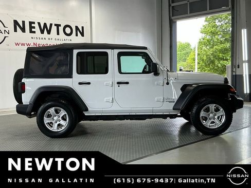 Used 2020 Jeep Wrangler Unlimited Sport S AWD/4WD image 29