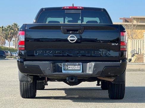 Certified 2024 Nissan Frontier SV w/ SV Convenience Package image 5