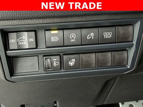 Used 2025 Toyota Tundra SR5 AWD/4WD image 12