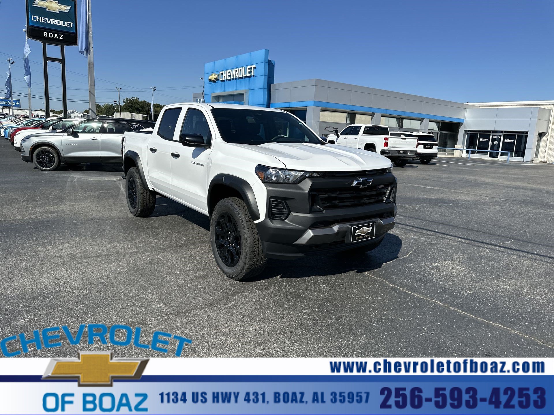 New 2026 Chevrolet Colorado Trail Boss AWD/4WD image 1