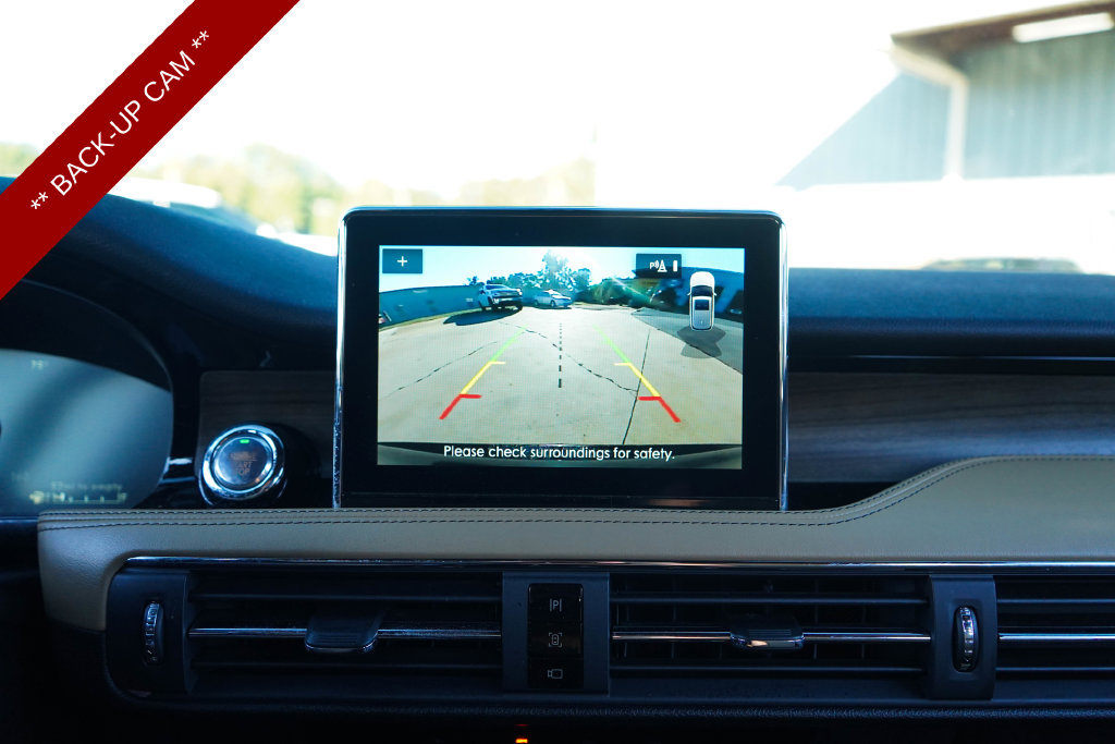 Used 2022 Lincoln Corsair Reserve w/ Elements Package FWD image 11