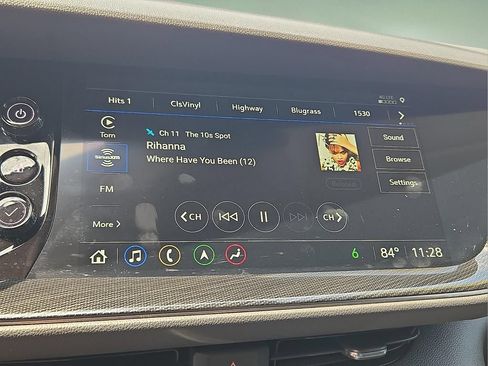 Used 2022 Buick Envision Essence AWD/4WD image 16