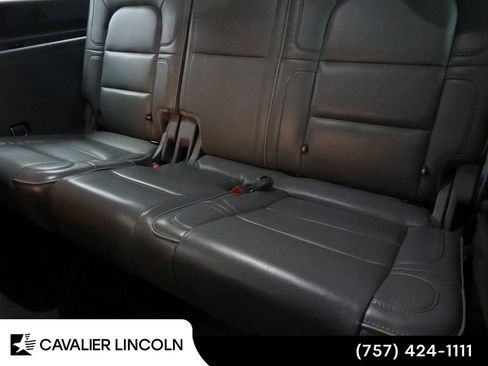 Used 2019 Lincoln Navigator L Reserve AWD/4WD image 8