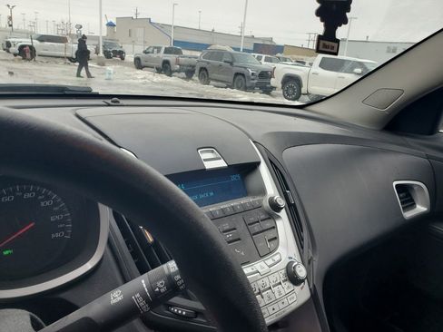 Used 2014 Chevrolet Equinox LS image 12