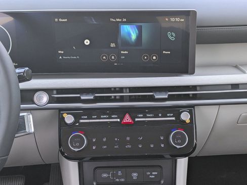 New 2026 Hyundai Tucson Limited FWD image 19
