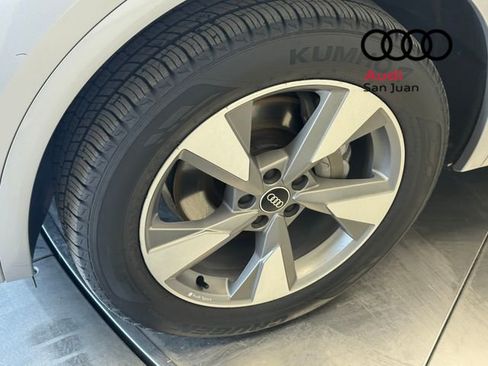 Used 2022 Audi Q5 2.0T Premium Plus w/ Premium Plus Package image 9